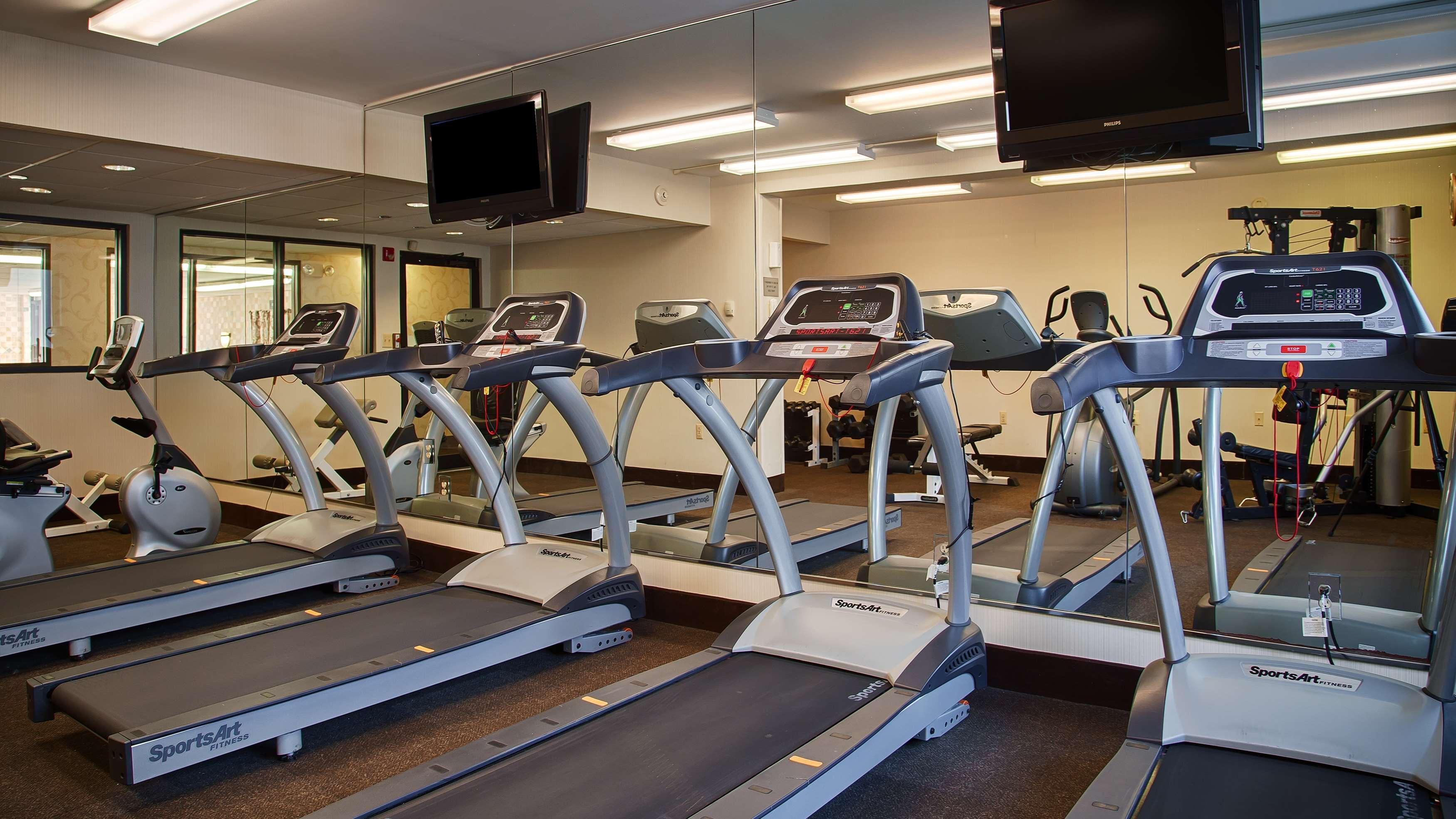Best Western Plus Fairfield Executive Inn Bagian luar foto
